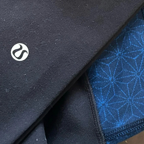Lululemon|Wunder Under Crop Fitness Leggings in Sashico Star Blue Sz 4 - Picture 1 of 6